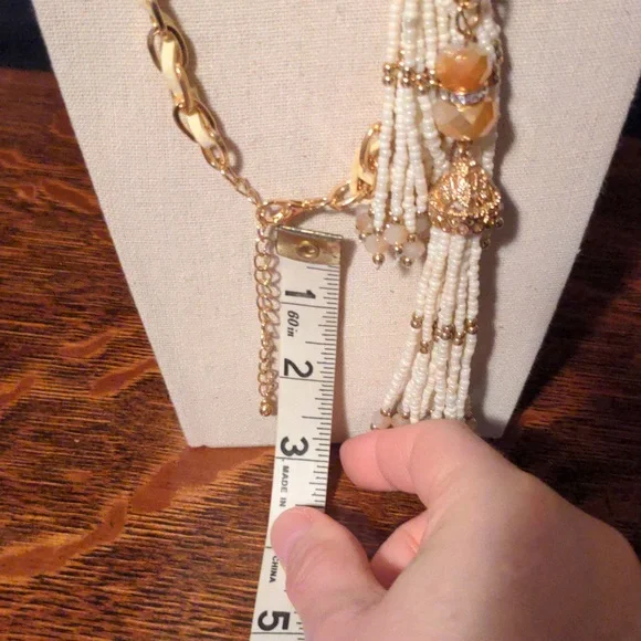 NWOT! Ivory Faux Leather and Gold Tone Chain Bead Tassel Knotted Necklace Belt - Picture 4 of 8